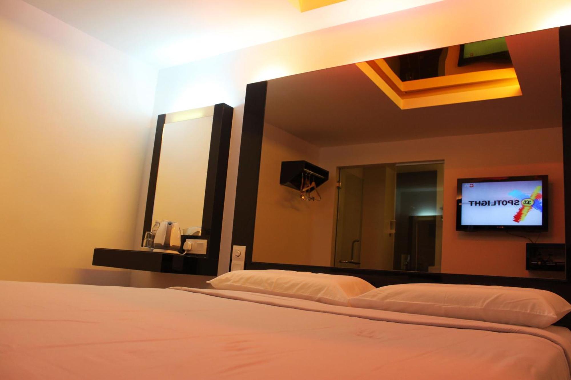 Time Hotel Куала-Лумпур Экстерьер фото